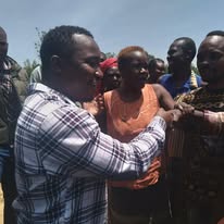 Life in Ugunja & Sidindi. Dan Moen Nyibule with residents, youth, and families across Siaya County.