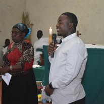 Life in Ugunja & Sidindi. Dan Moen Nyibule with residents, youth, and families across Siaya County.