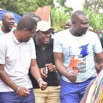 Life in Ugunja & Sidindi. Dan Moen Nyibule with residents, youth, and families across Siaya County.
